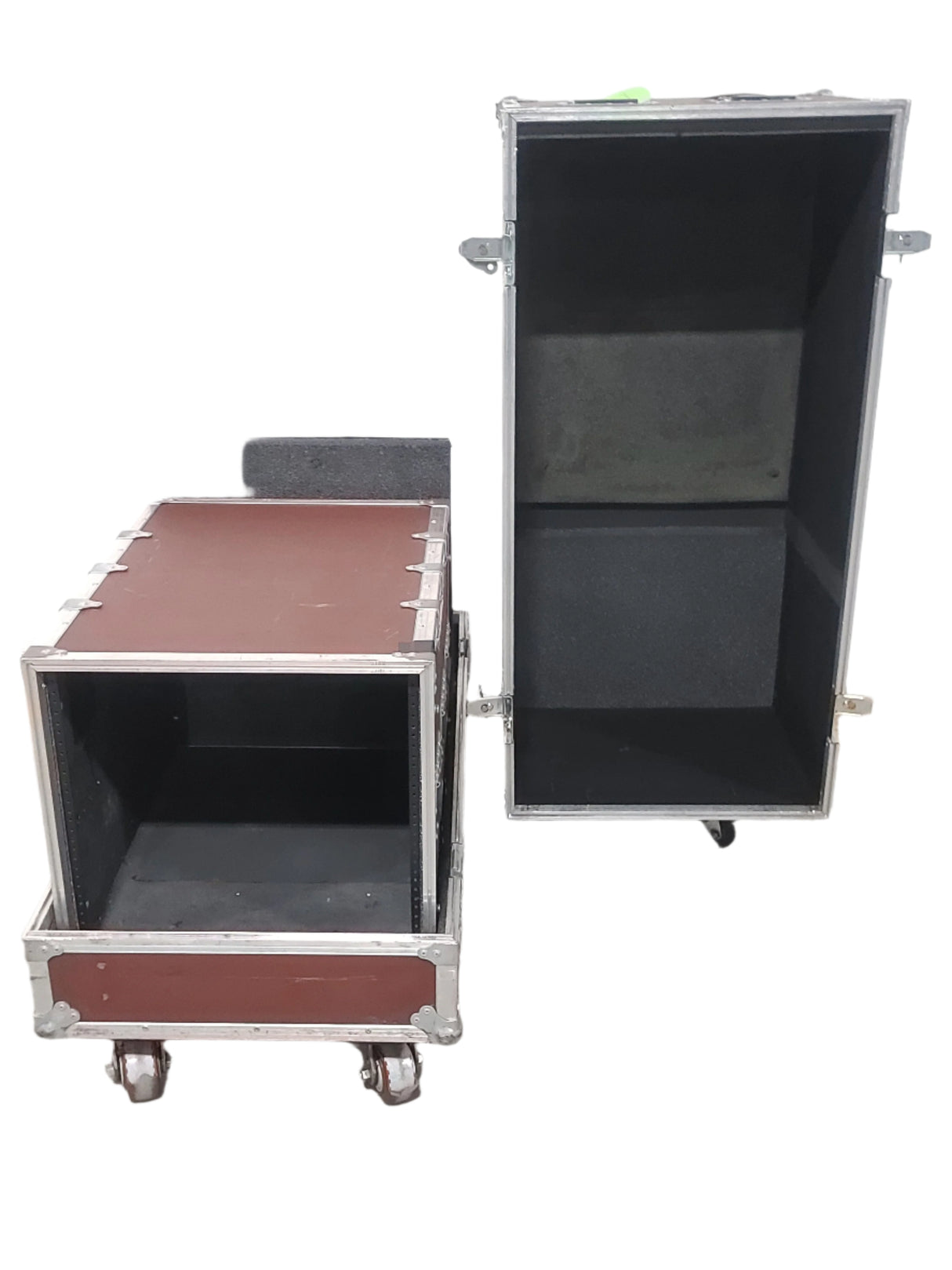 Kangaroo Cases 24x48x33 Wheeled Road Case w/ 9RU Rack Unit