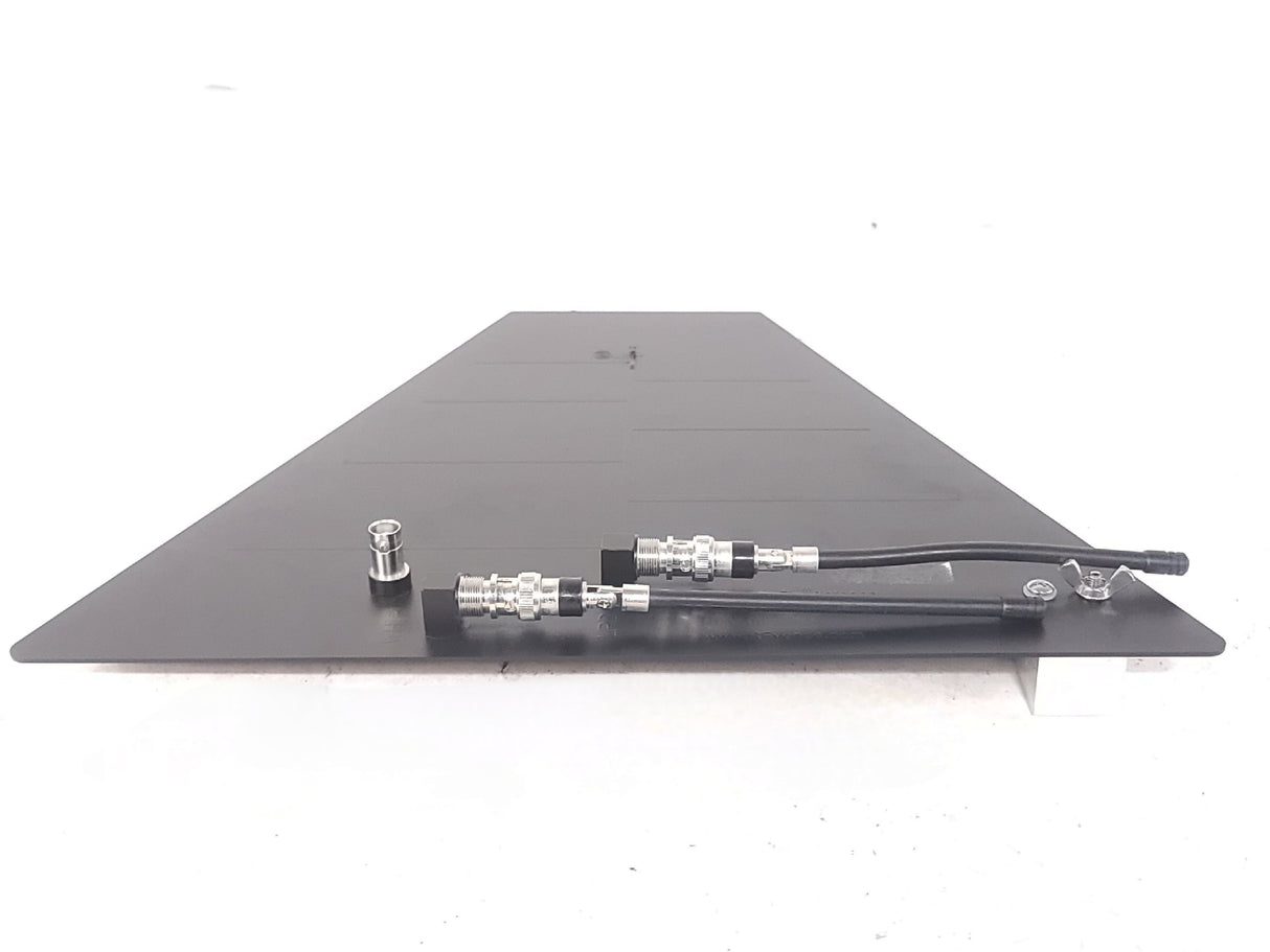 RF Venue Diversity Fin Antenna (470 - 698 MHz) w/ (2) Smaller Antennae Attached in Soft Cover