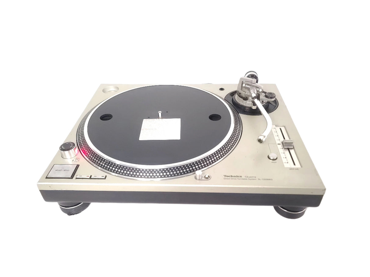 Technics SL-1200MK5 Quartz Synthesizer Direct-Drive Turntable