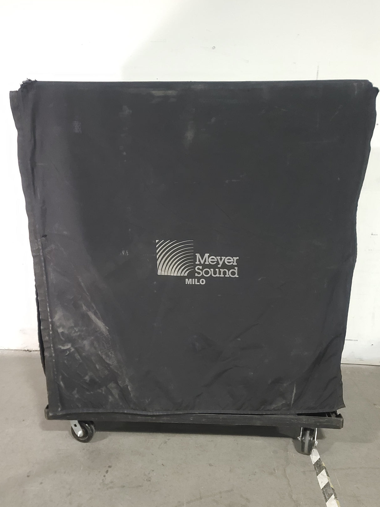 (4) Meyer Sound MILO Line Array Speakers (NEED REPAIRS) w/ Dolly and Soft Cover