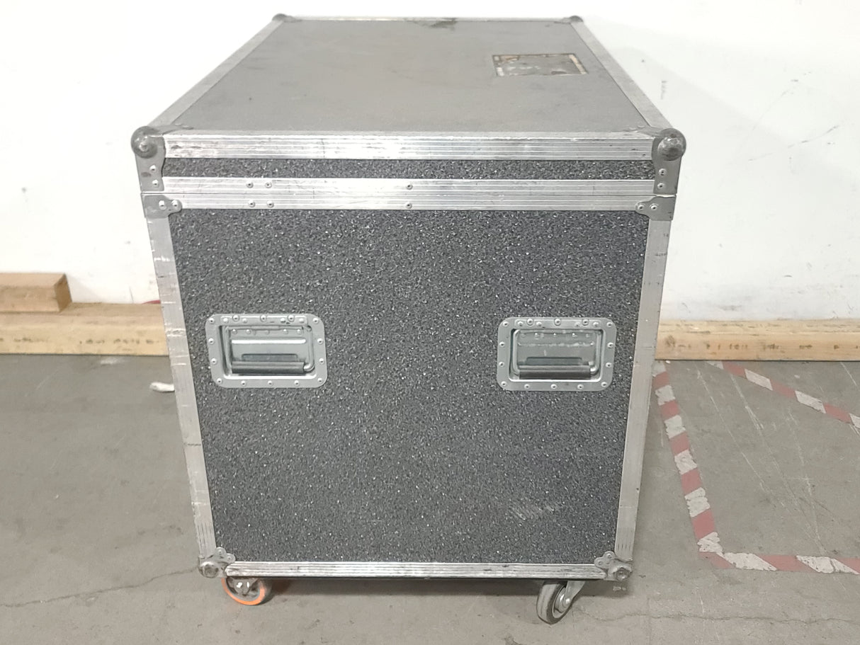 Generic (42x26x27) Wheeled Road Case