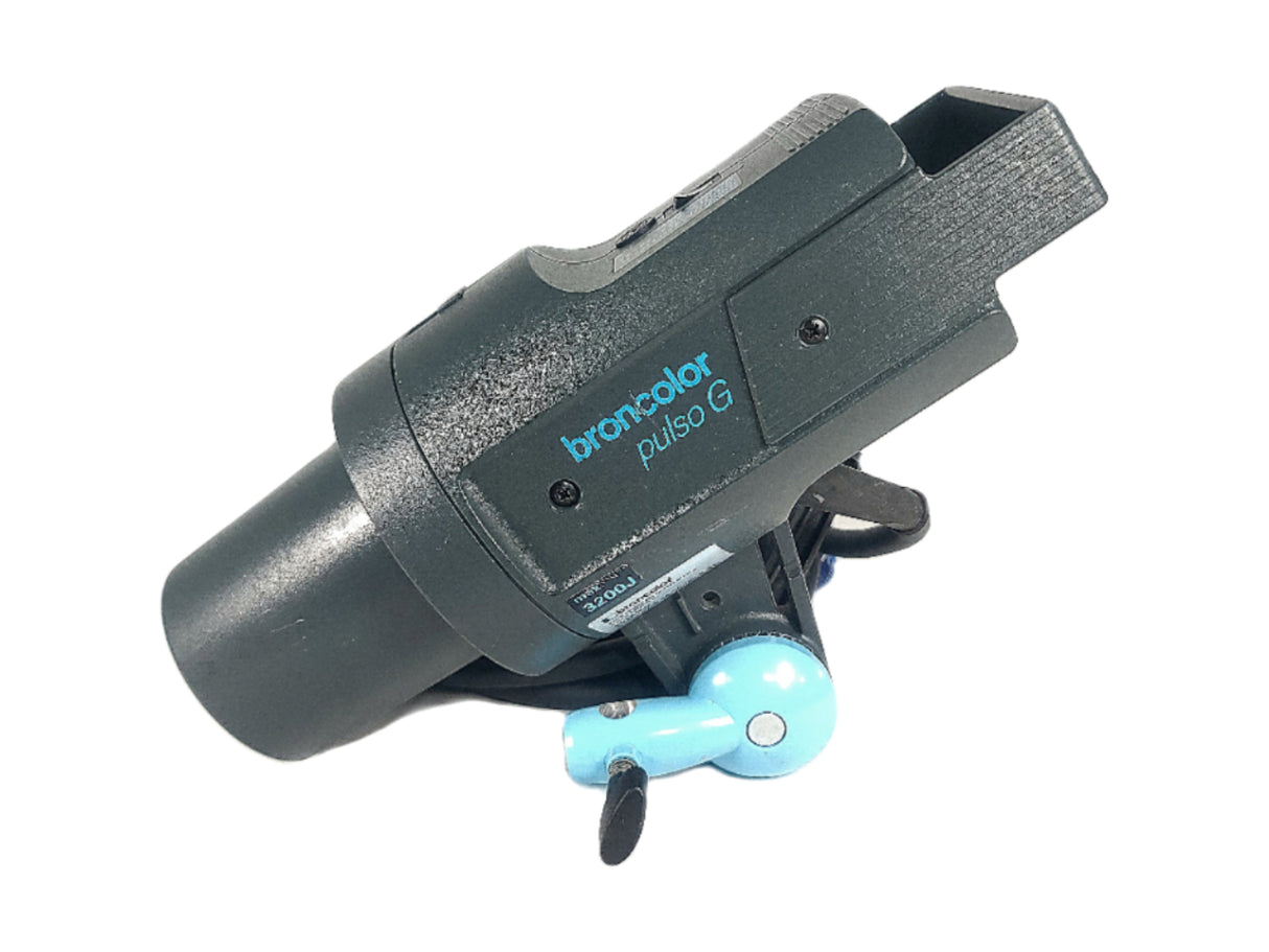 Broncolor 32.116.01-16 Pulso G 3200 J Focusing Lamphead with 16' Cord w/ Speed Ring