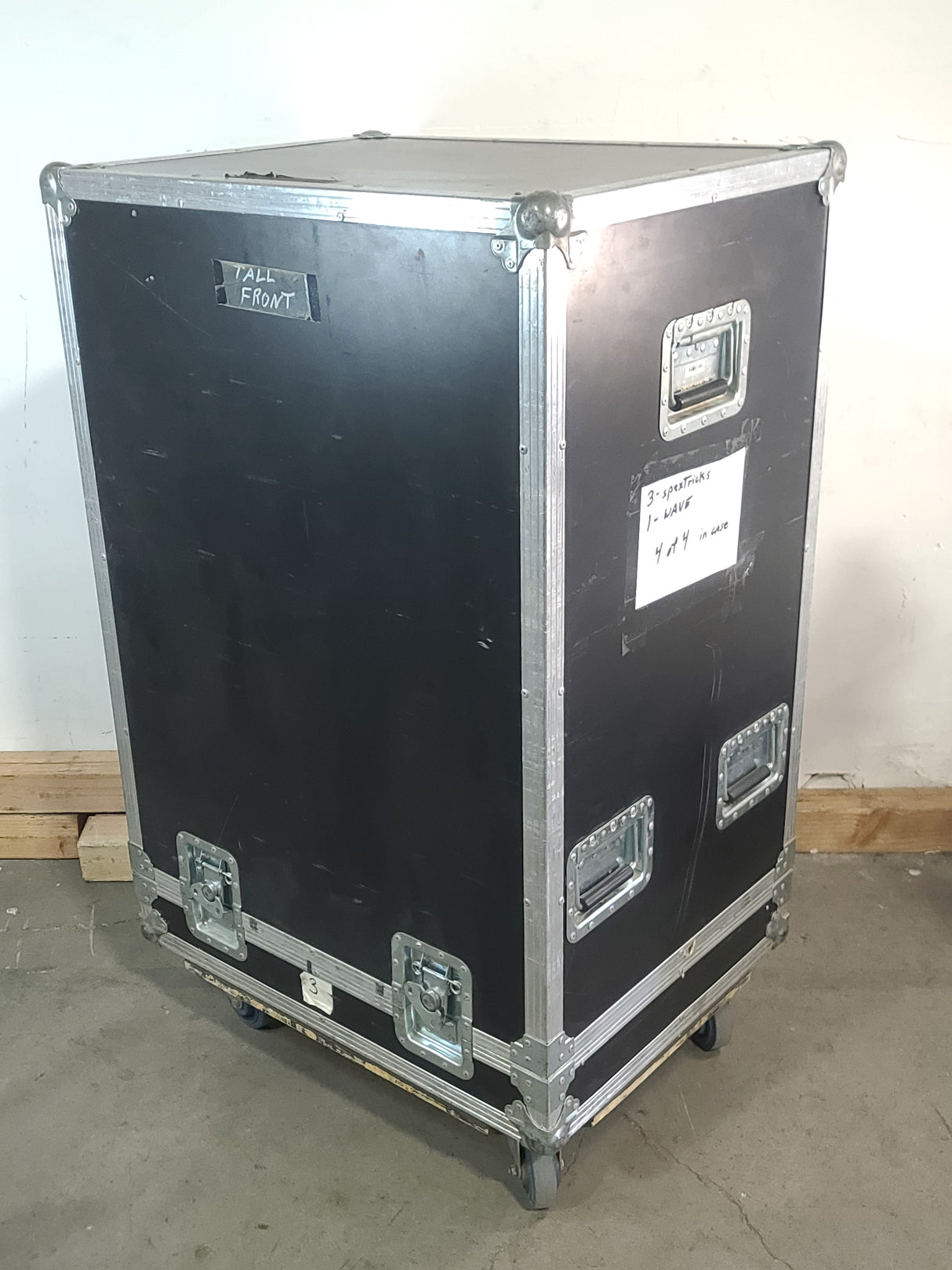 Adamson SpekTrix 3-way Passive Loudspeaker in Wheeled Road Case