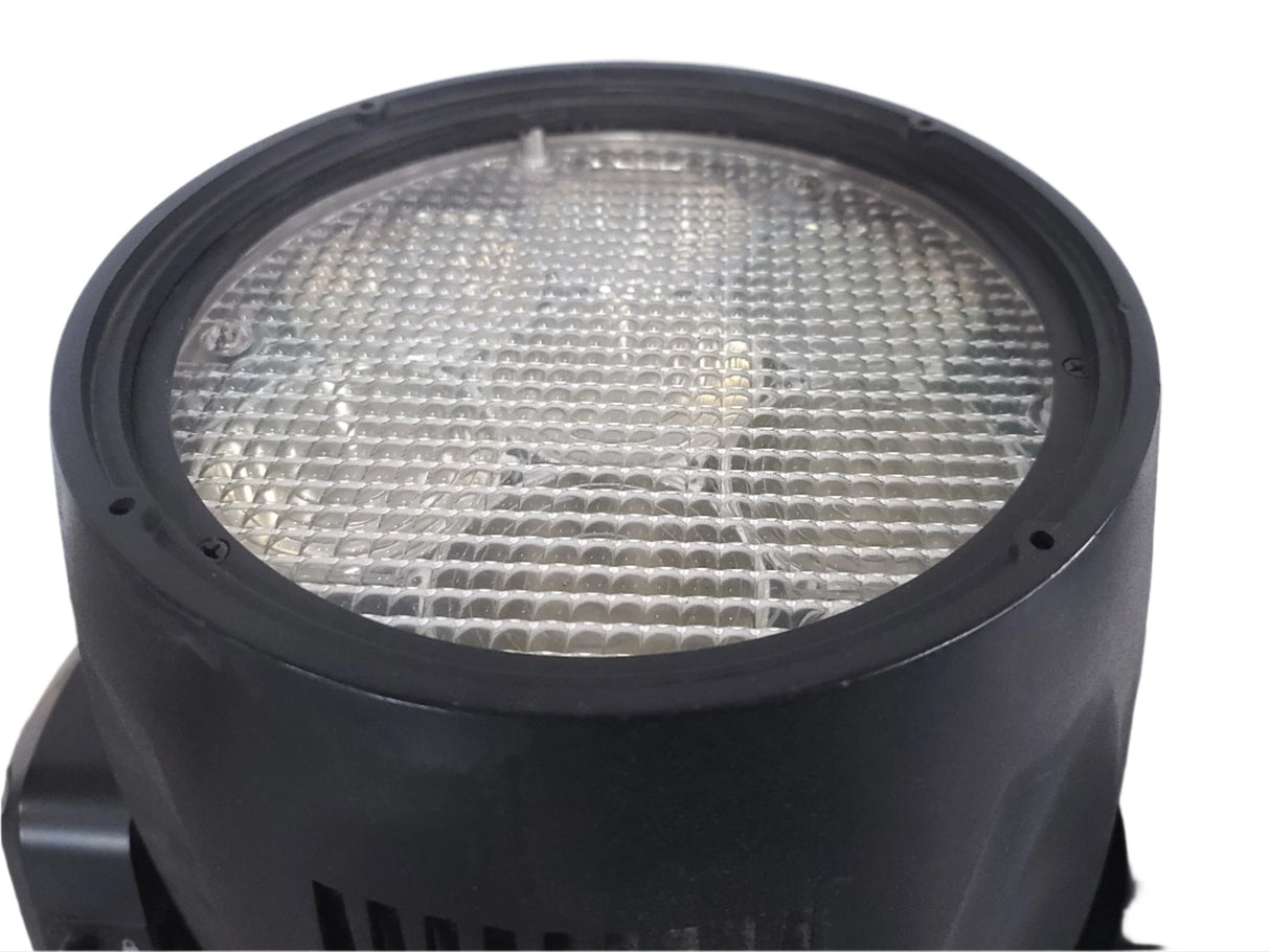 (2) Vari-Lite VLX Wash Moving Head Lights w/ (4) Mounting Brackets in Wheeled Road Case