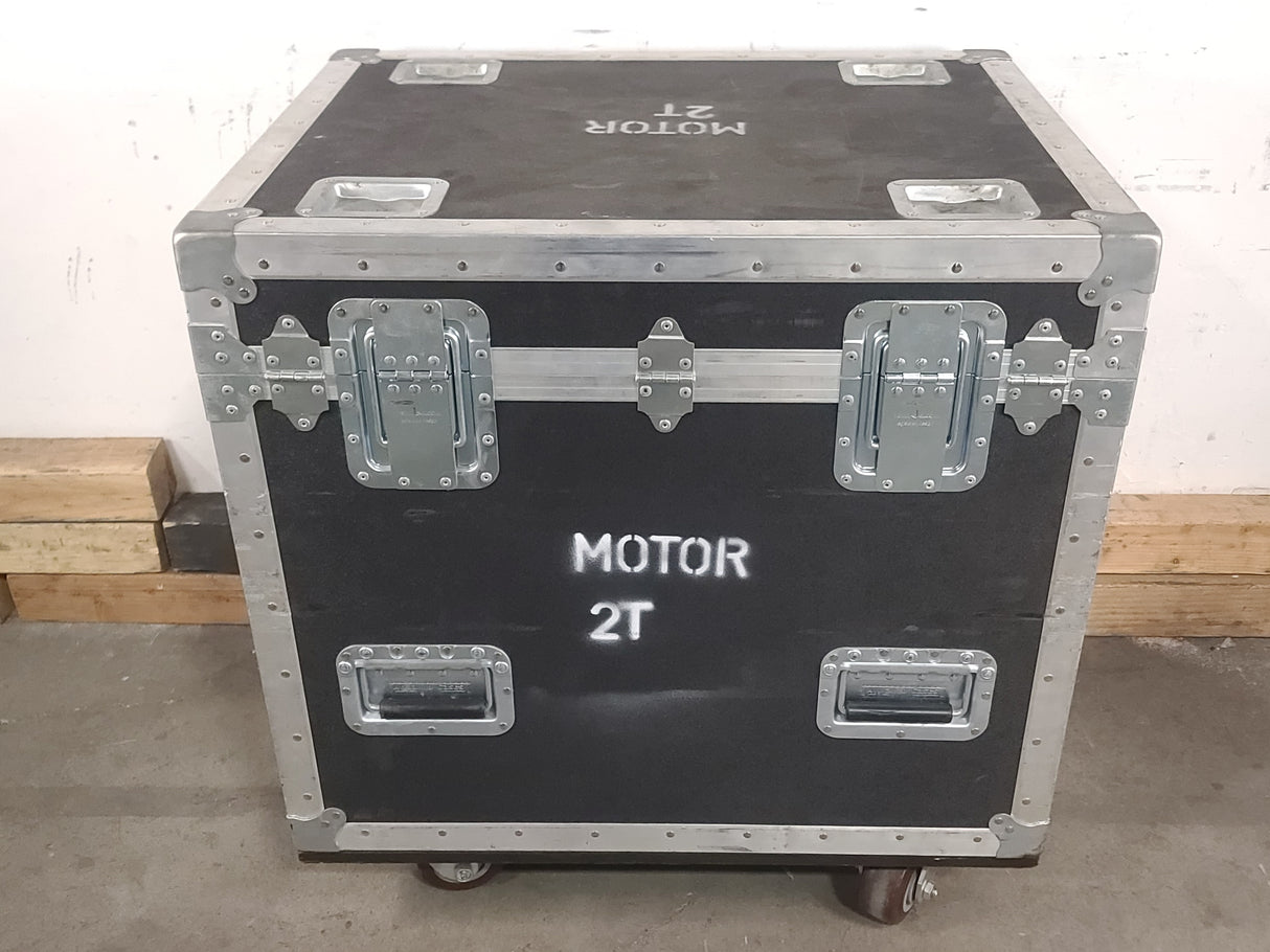 Armando Cases (22x28x21) Wheeled Road Case