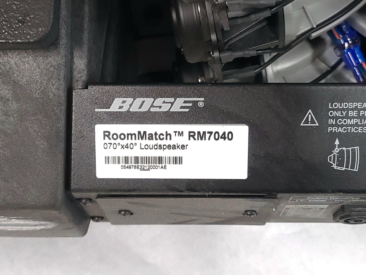 Bose Professional RoomMatch RM7040 Array Speaker