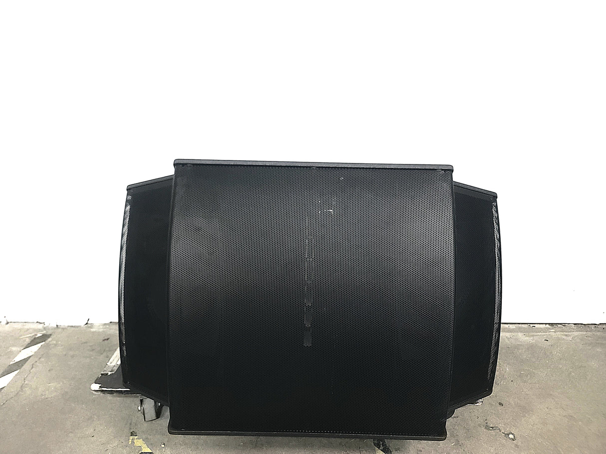 Bose Professional RoomMatch RM7040 Array Speaker