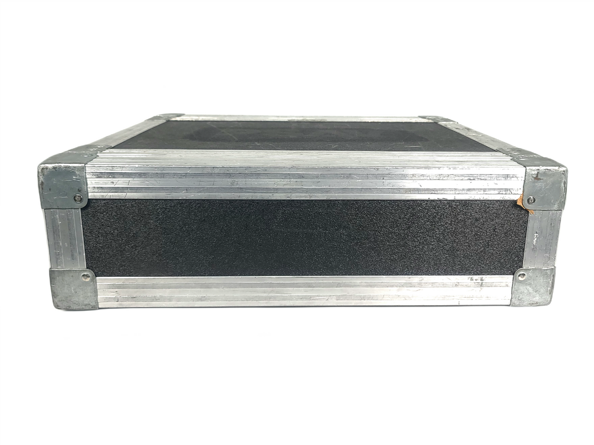 Shure UR4S Wireless Receiver Kit (H4: 518-578 MHz) w/ Beta 58A Microphone, Shure UR1 Bodypack w/ Microphone & (2) Antennas in Hard Carry Case