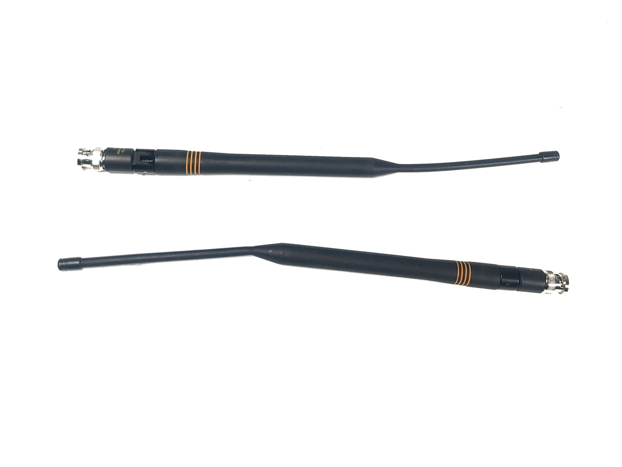 Shure UR4S Wireless Receiver Kit (H4: 518-578 MHz) w/ Beta 58A Microphone, Shure UR1 Bodypack w/ Microphone & (2) Antennas in Hard Carry Case