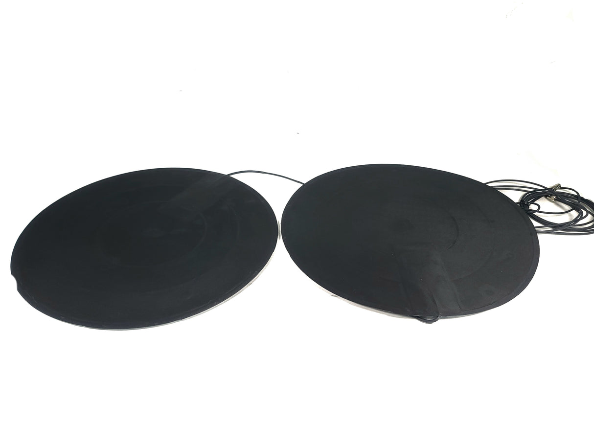(2) RF Venue Spotlight Antennas (470~740 MHz) in Custom Carrying Case
