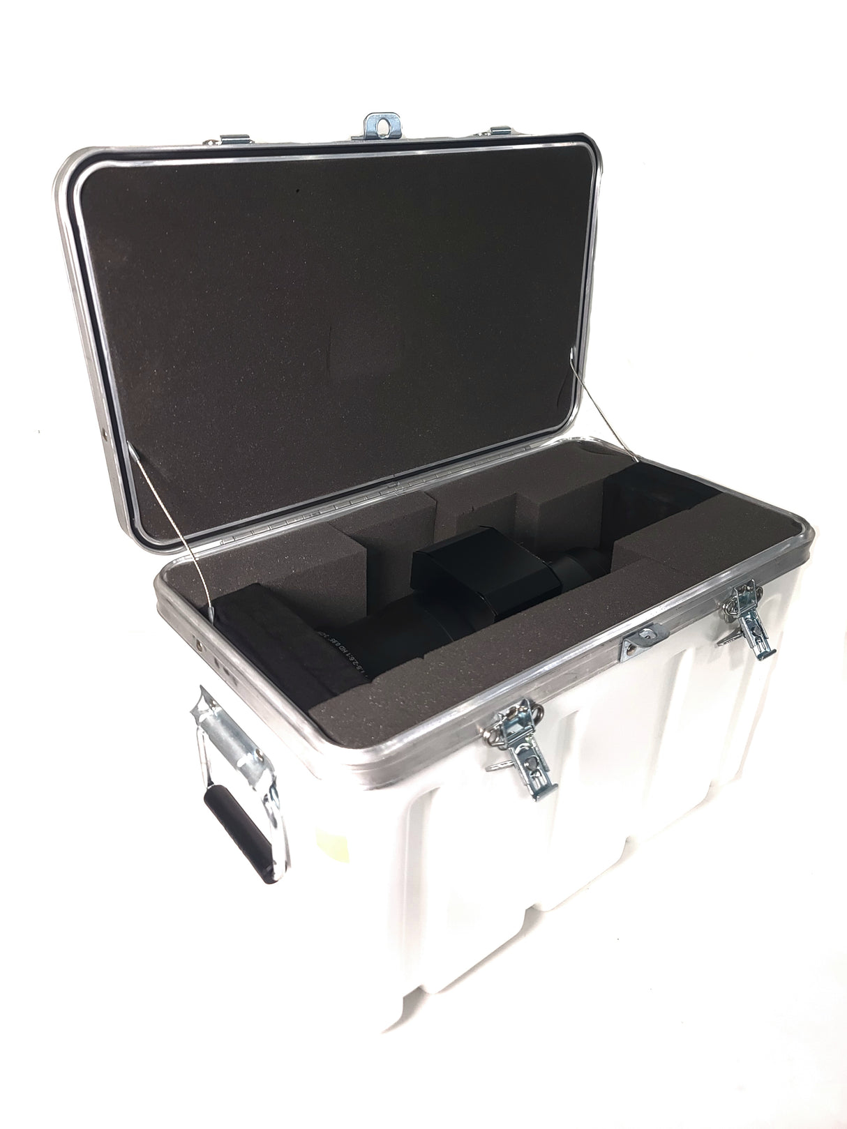 Christie 118-100113-XX ILS 3-Chip DLP Projector Lens, 2.0-2.8:1 SX+ / 1.8-2.6:1 HD .95" In Hard Carry Case