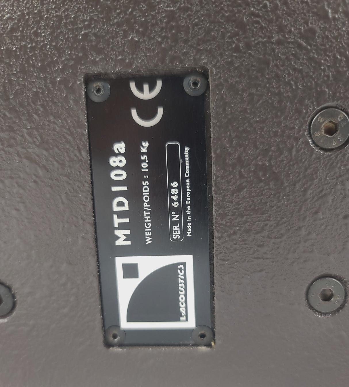 L-Acoustics MTD108a Passive 2-way Coaxial Loudspeaker w/ ETR8 Adjustable U Bracket