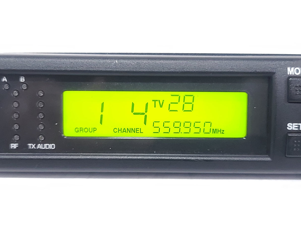 Shure ULXP4 Wireless Receiver Kit (J1: 554-590MHz) w/ Accessories in Pelican 1490 Case