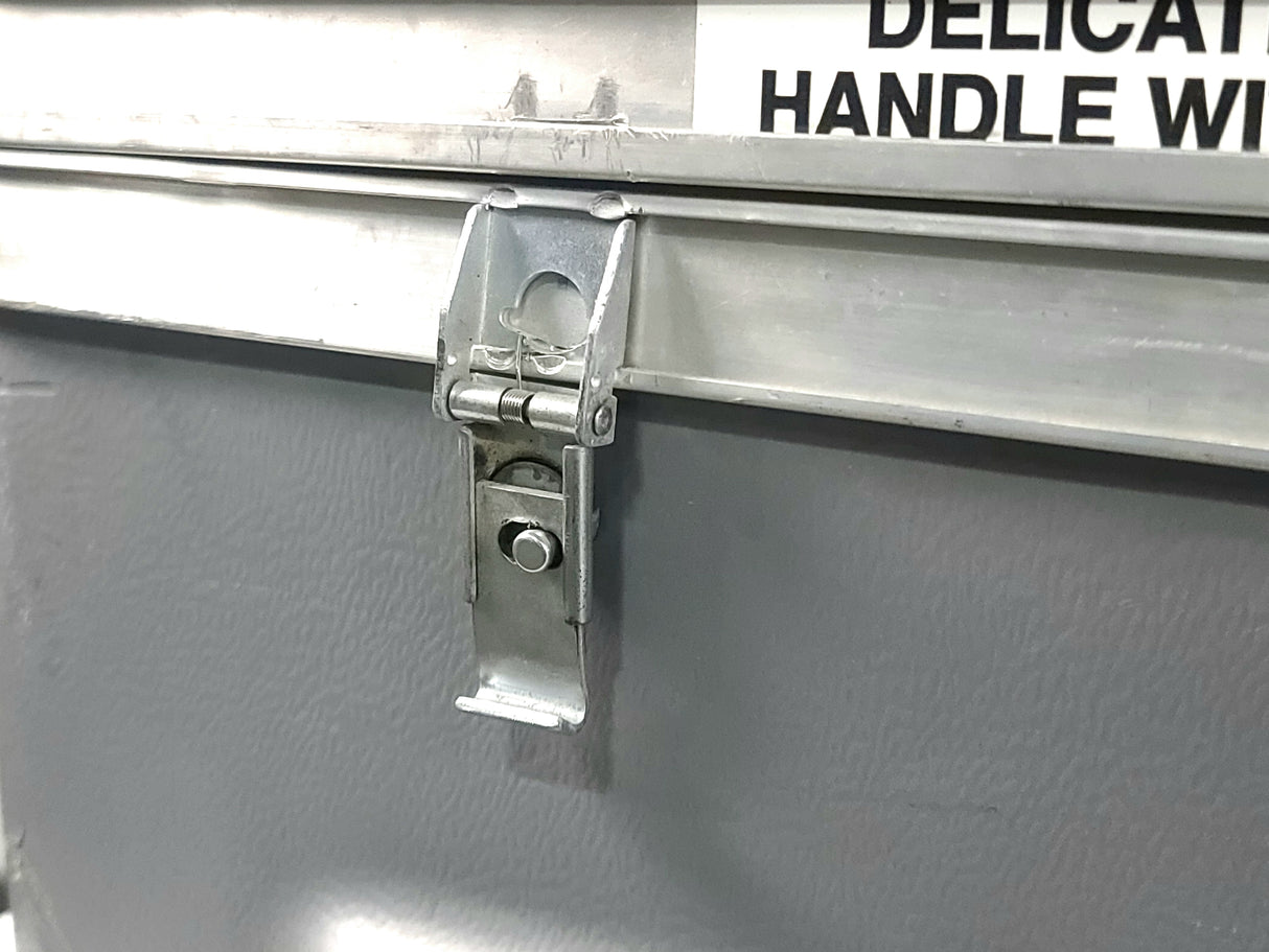 Sony LC424TH Thermodyne Shipping Rolling Case