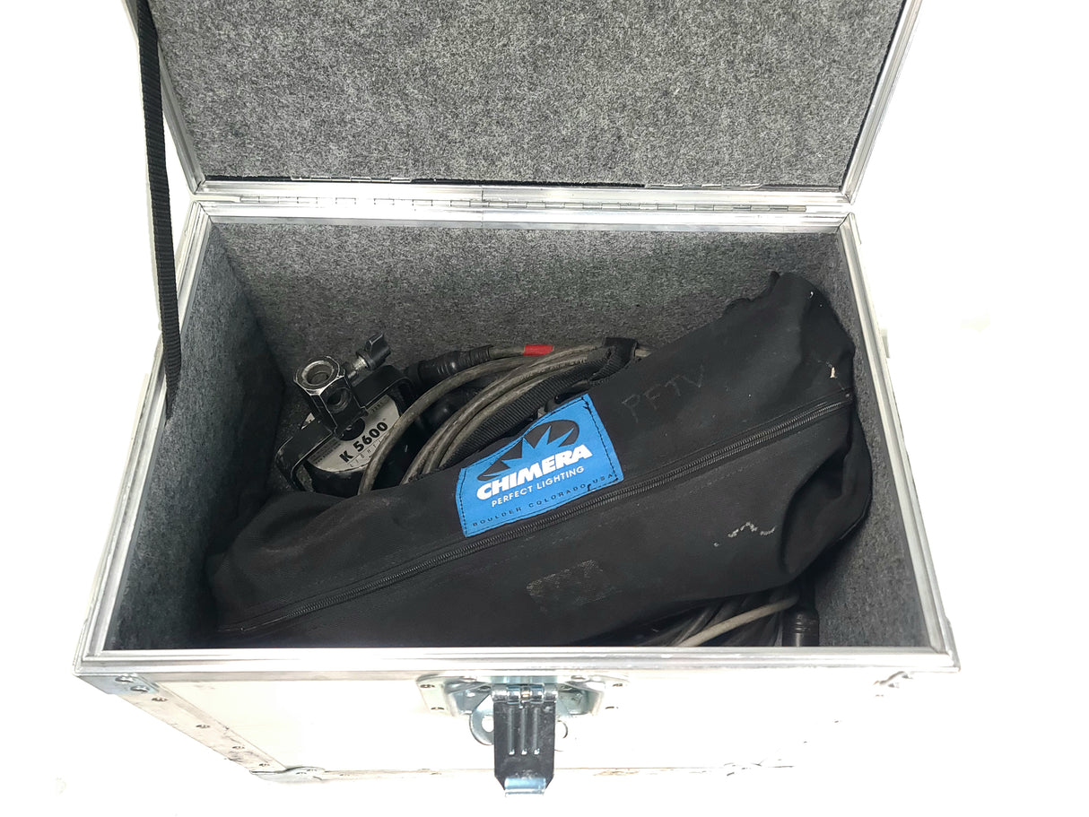 K 5600 Lighting Joker-Bug 200 Par Light w/ Accessories in Hard Rolling Case