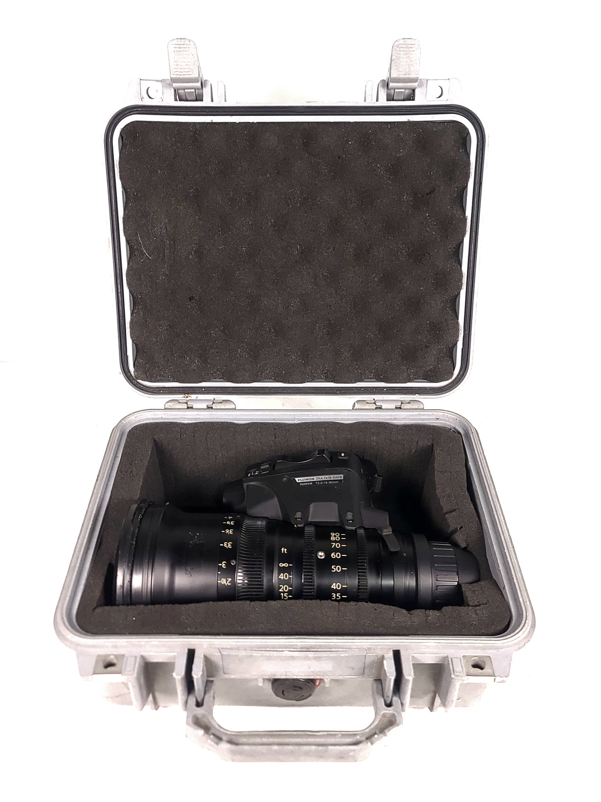 FUJINON 19-90mm T2.9 PL Mount Cabrio Compact Zoom Lens in Hard Carrying Case