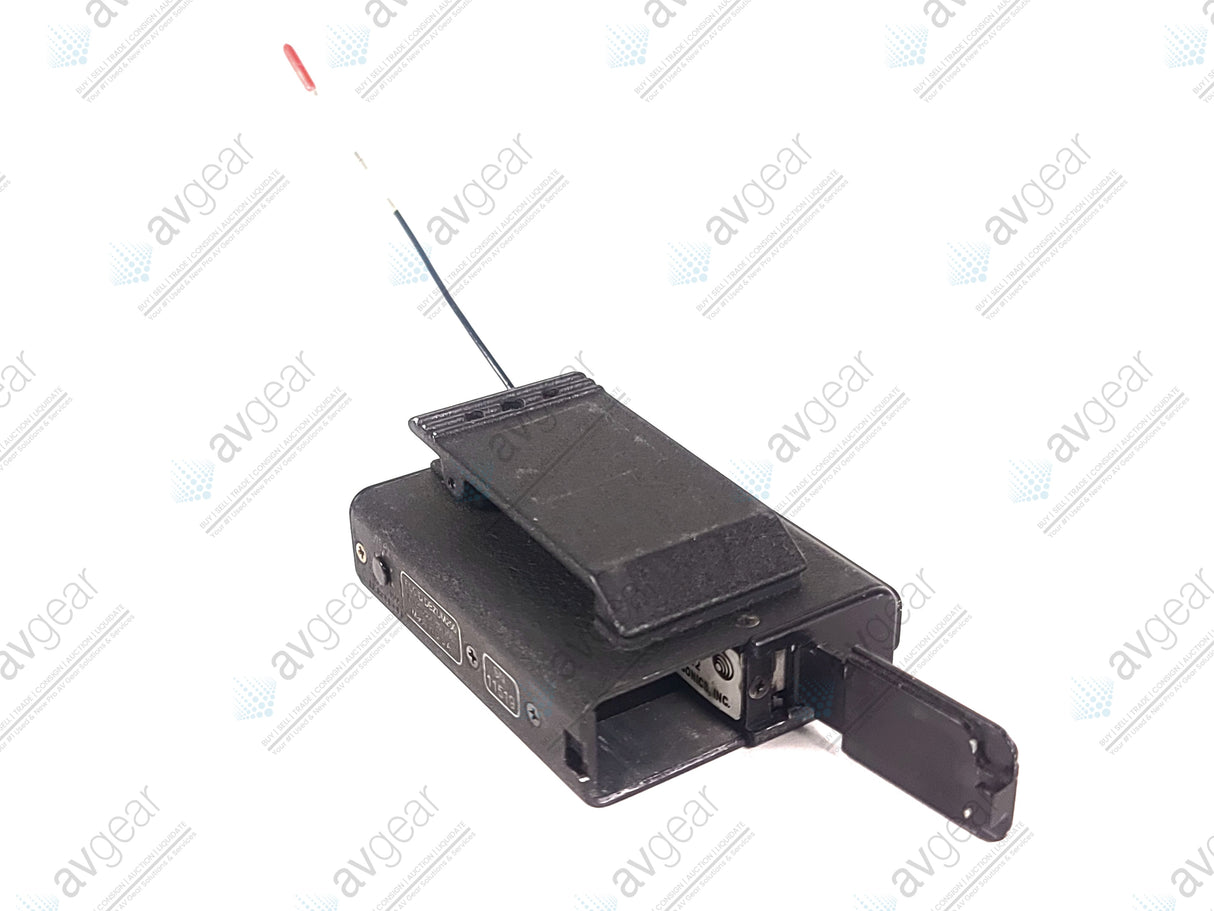 Lectrosonics UHF UM200C Belt Pack Transmitter Block 22 (563-588MHz)