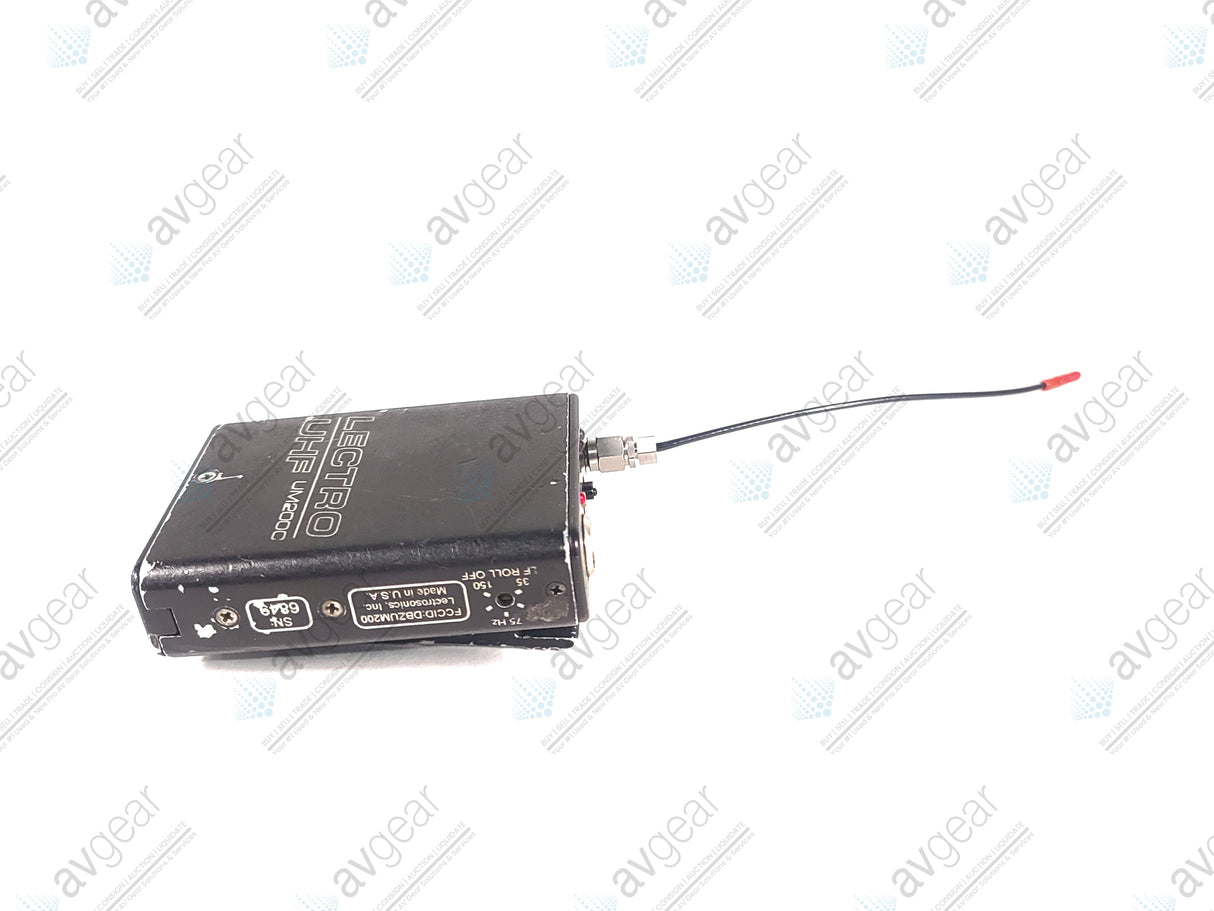 Lectrosonics UHF UM200C Belt Pack Transmitter Block 22 (563-588MHz)