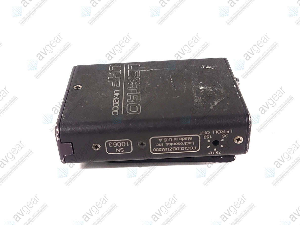 Lectrosonics UHF UM200C Belt Pack Transmitter Block 22 (563-588MHz)
