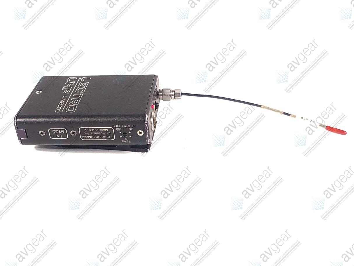 Lectrosonics UHF UM200C Belt Pack Transmitter Block 22 (563-588MHz)