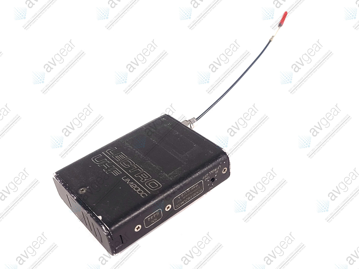 Lectrosonics UHF UM200C Belt Pack Transmitter Block 22 (563-588MHz)