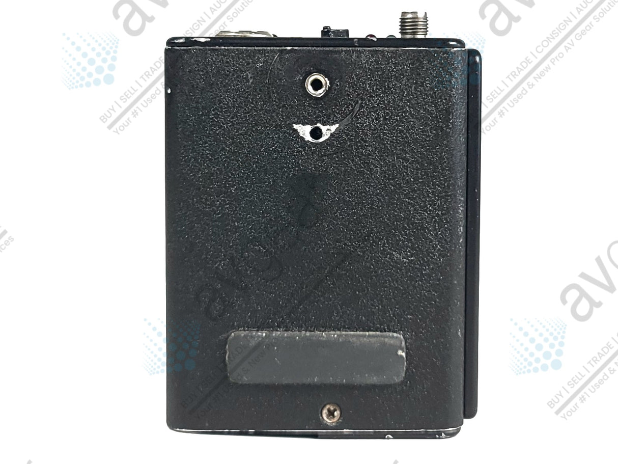 Lectrosonics UHF UM200C Belt Pack Transmitter Block 22 (563-588MHz)