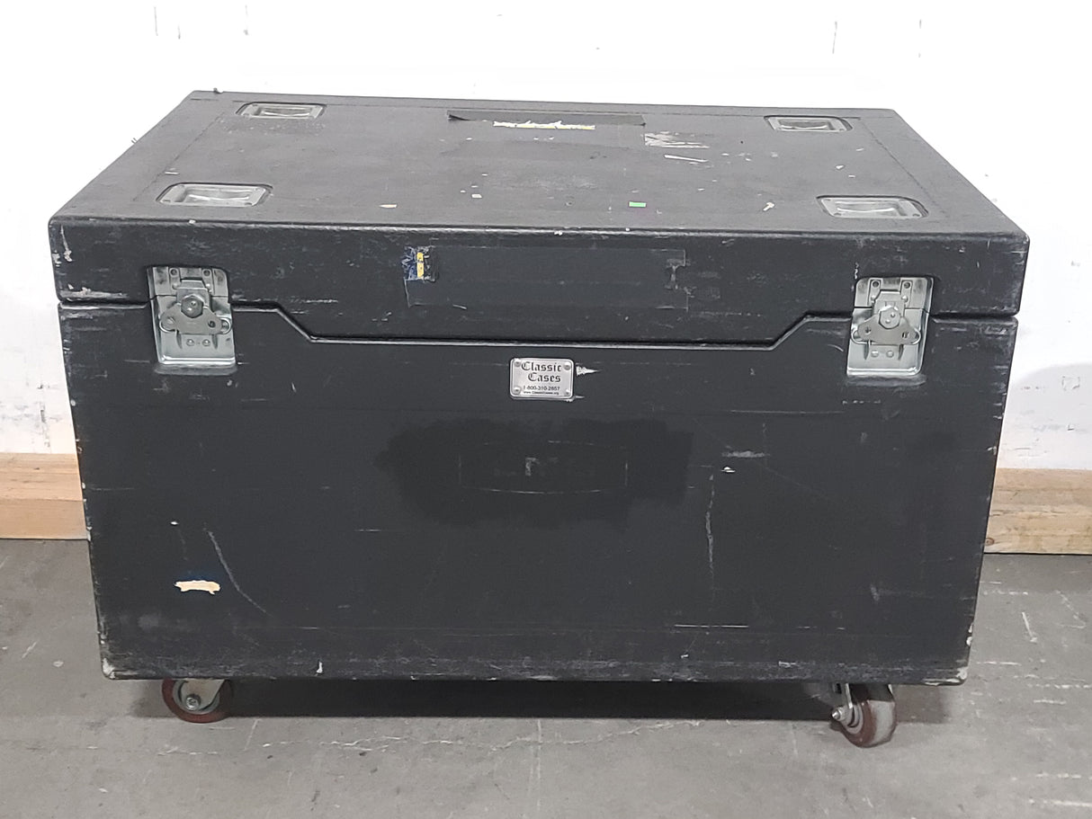 28x42x23 Classic Cases Wheeled Hard Case