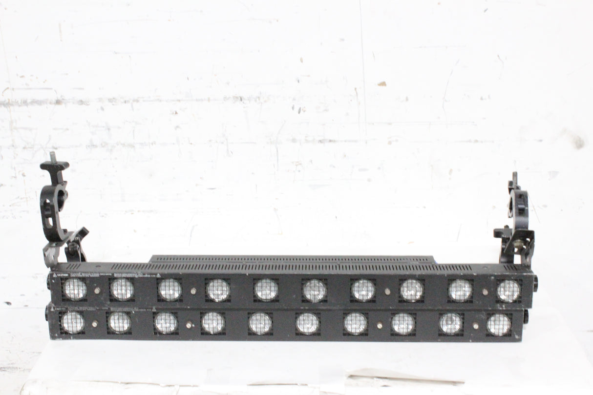 (2) SHOWTEC Sunstrip Active 10x75w - 230v version