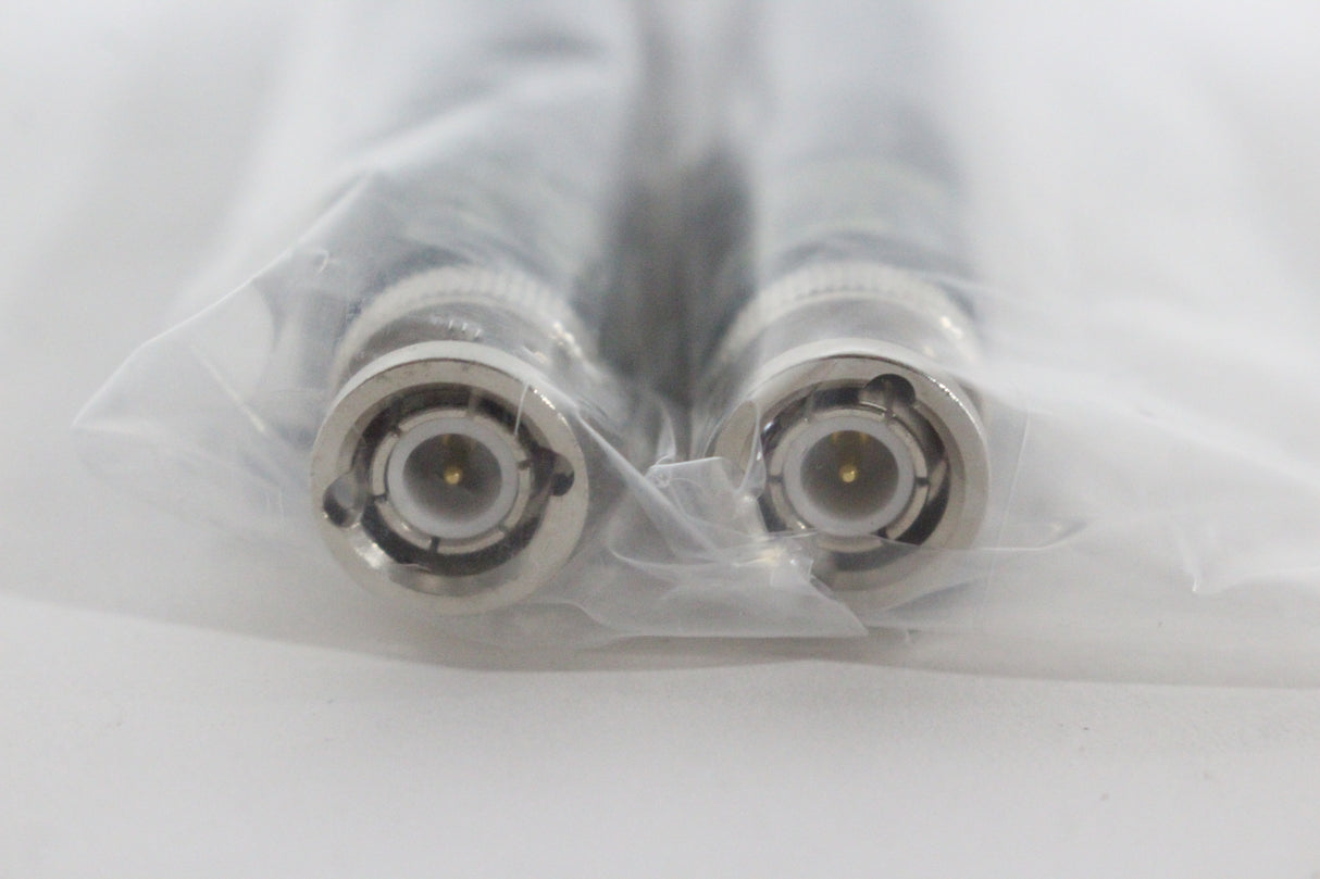 (2) Shure UA8-470-542 1/2 Wave Omnidirectional Receiver Antennas (470-542 MHz)