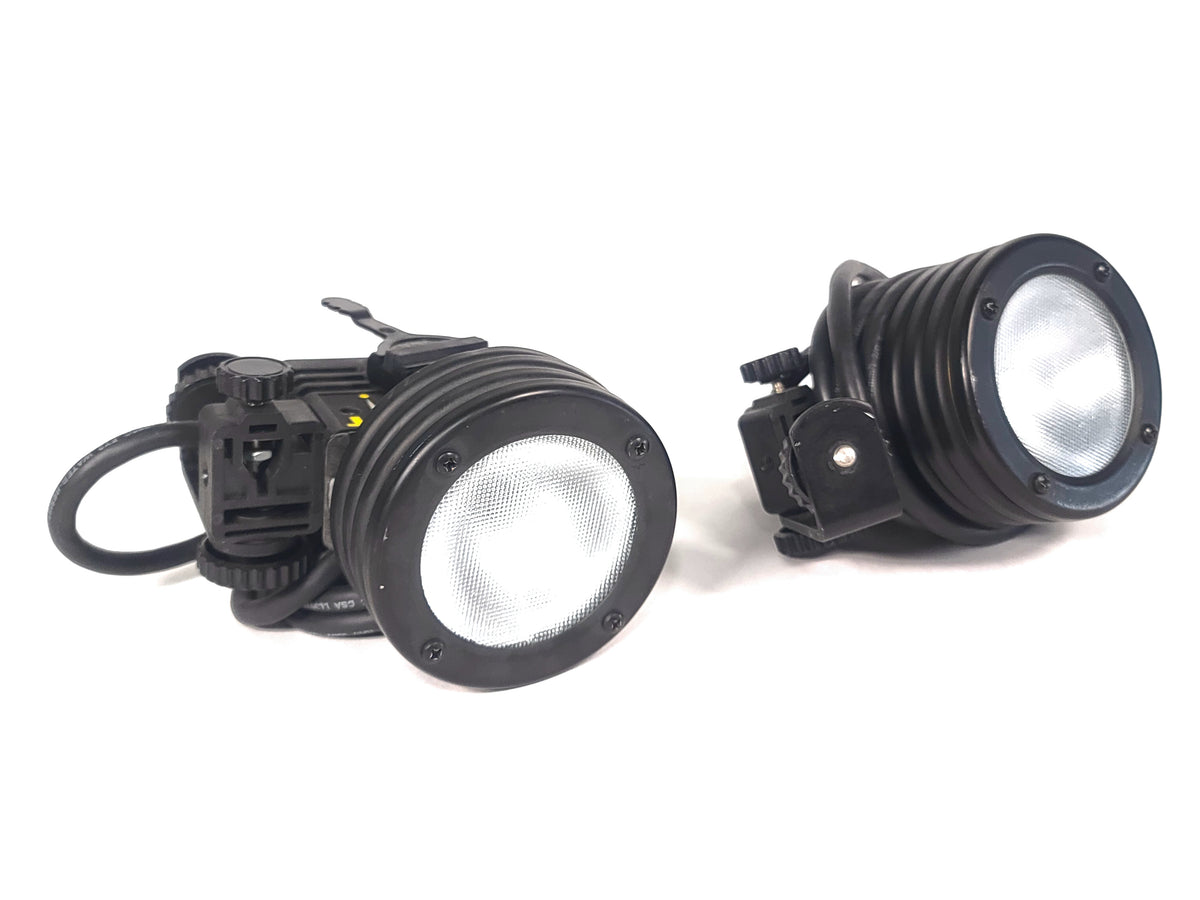 (2) Loweli-Light I-01 Complete Focus Flood Lights
