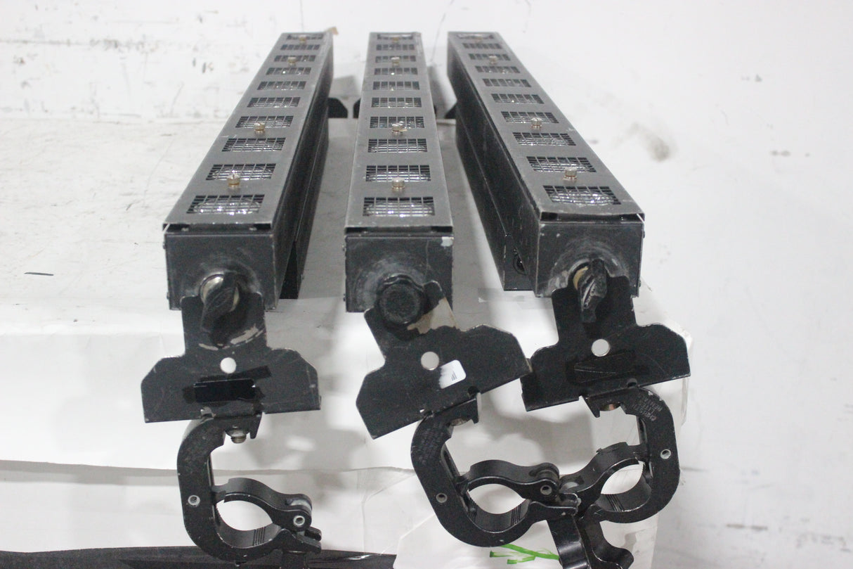 (3) SHOWTEC Sunstrip Active 10x75w - 230v version