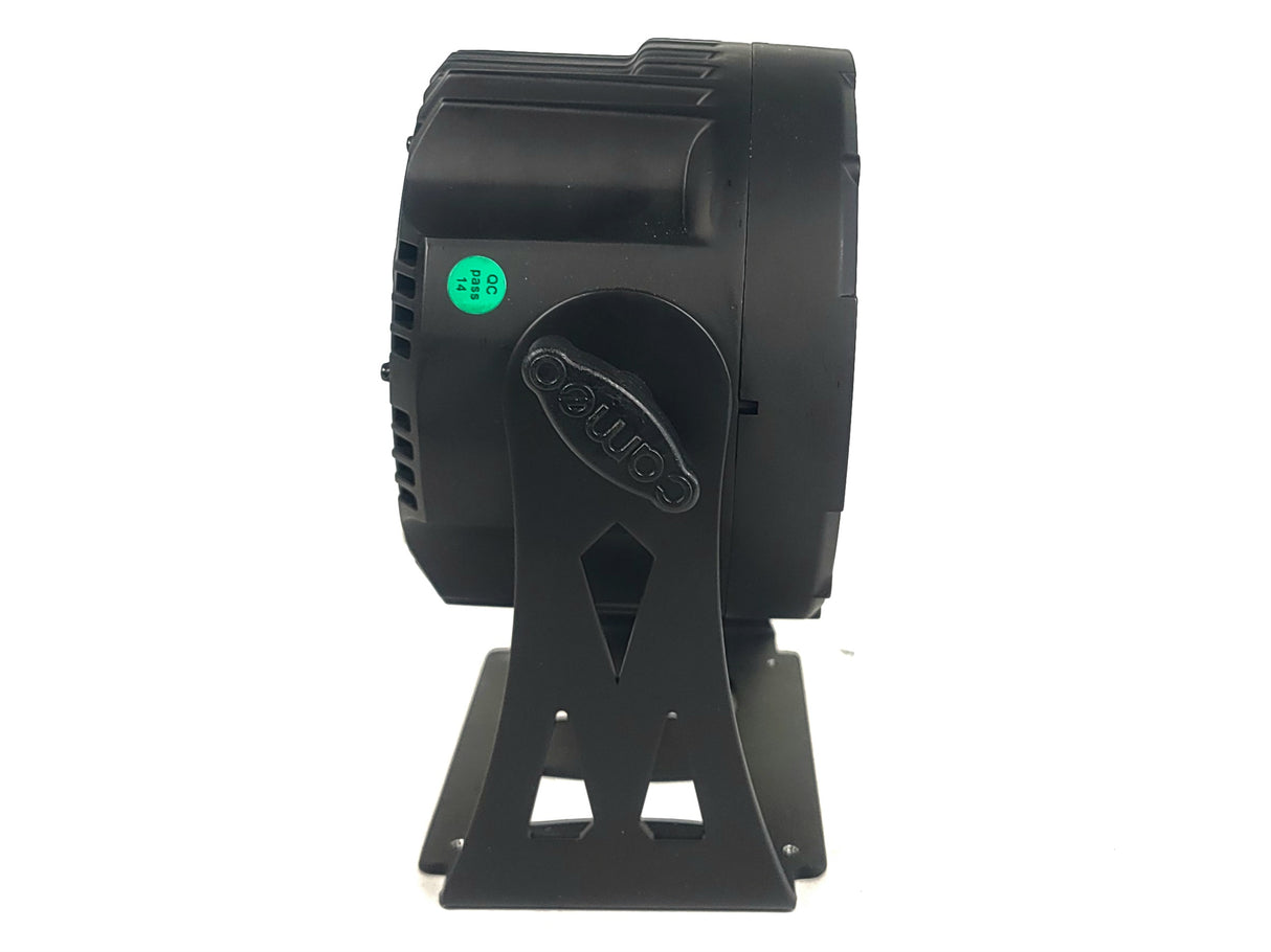 (5) Cameo CLPFLATPRO7 LED RGB Par Can Lights w/ Accessories in Wheeled Road Case