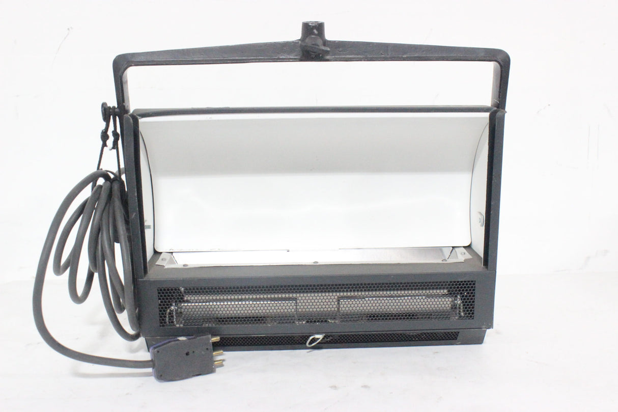 ARRI Arrisoft 2000 (120-240V AC) Tungsten Softlight