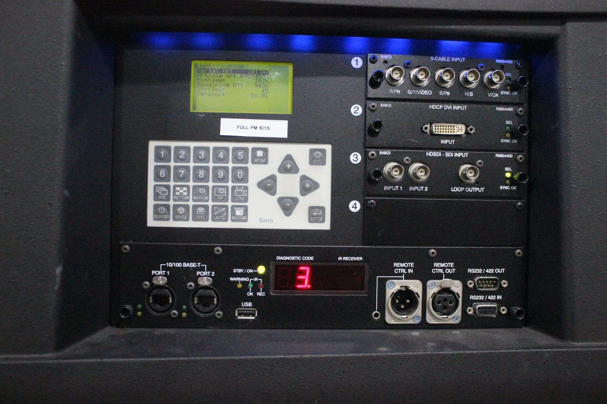 Barco FLM R22+ Projector SXGA+ 22,000 Lumens Large Venue Projector in Wheeled Hard Case