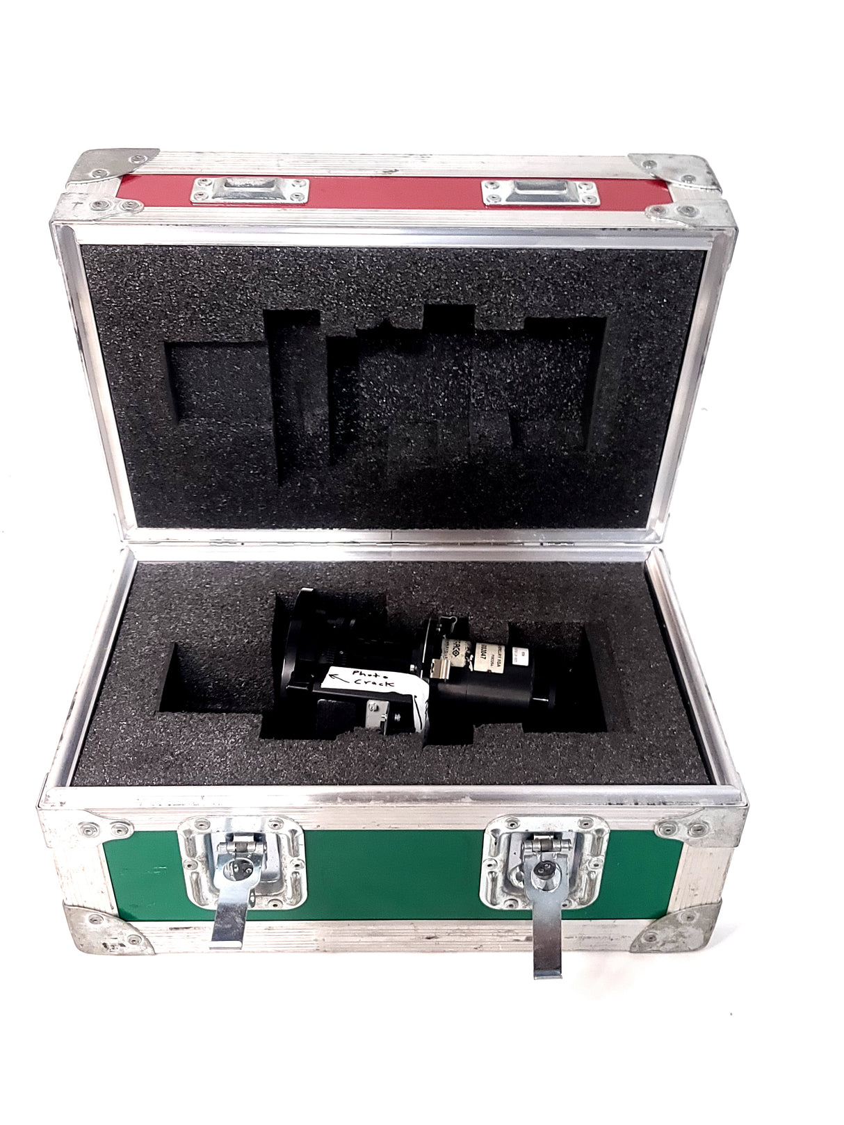 Barco R9832644 RLD Projector Lens (2.25 ‑ 3.0:1) in Hard Case