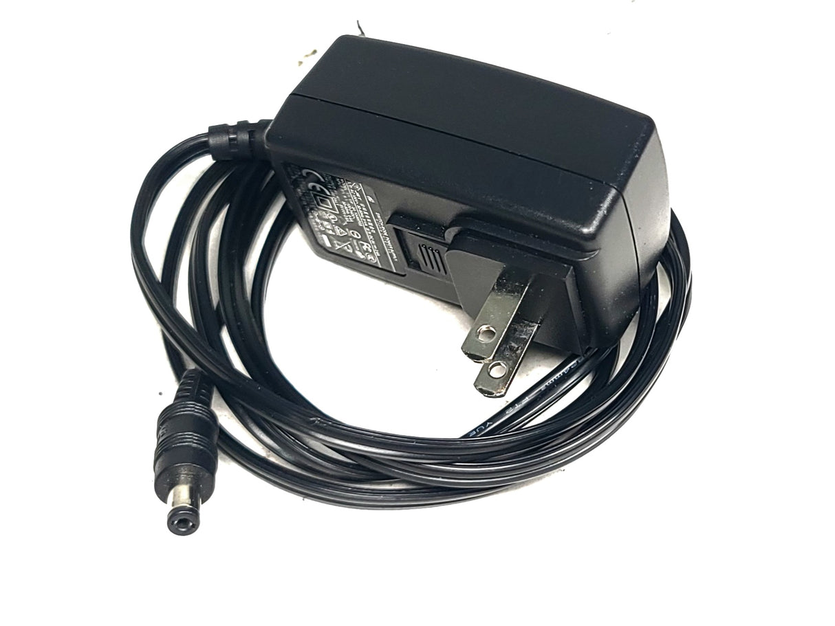 Barco R9861008 Clickshare w/ (4) Barco Clickshare Buttons & Barco Tray Pack in Pelican 1550 Case
