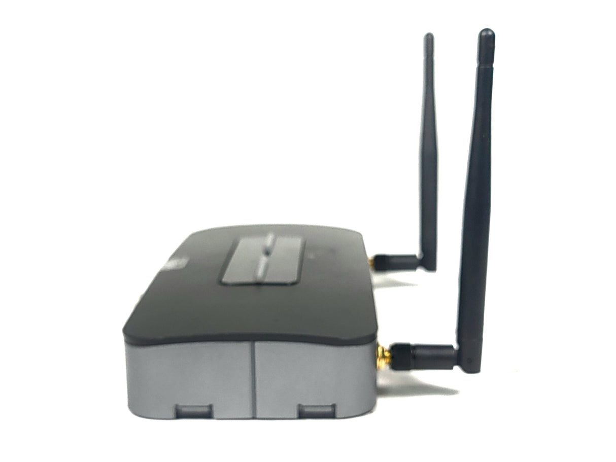 Barco R9861008 Clickshare w/ (4) Barco Clickshare Buttons & Barco Tray Pack in Pelican 1550 Case