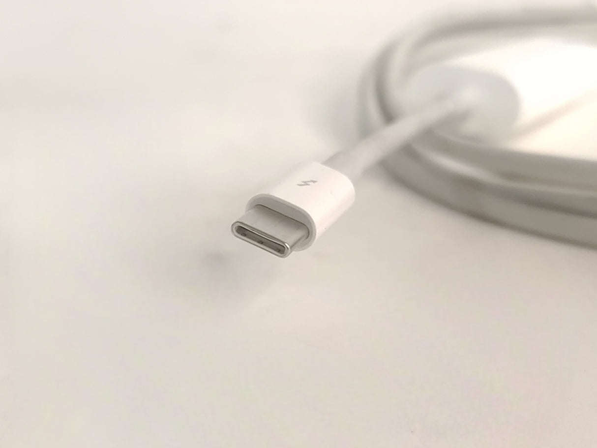 Blackmagic Design 4-Slot Thunderbolt Multidock Station w/ Bobadilla Hard Case