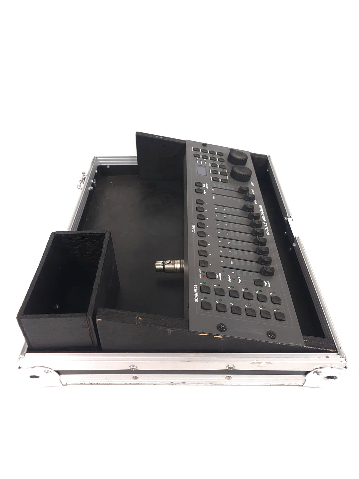Botex DC 1216 II Lightcontroller w/ PSU, Male to Female 5 Pin, in Hard Carry Case
