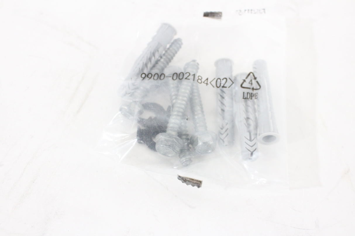 Chief MTMP1U Medium Fusion Portrait Tilt Wall Mount