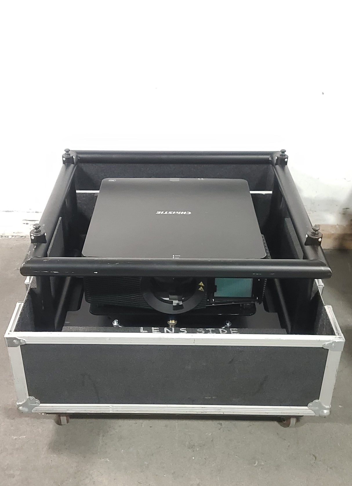 Christie D12HD-H (Lamp 1 608, Lamp 2 602 Hours) 10,000 Lumens HD 0.95" DLP x 1 1080P Large Venue Projector (NO LENS) In Wheeled Road Case