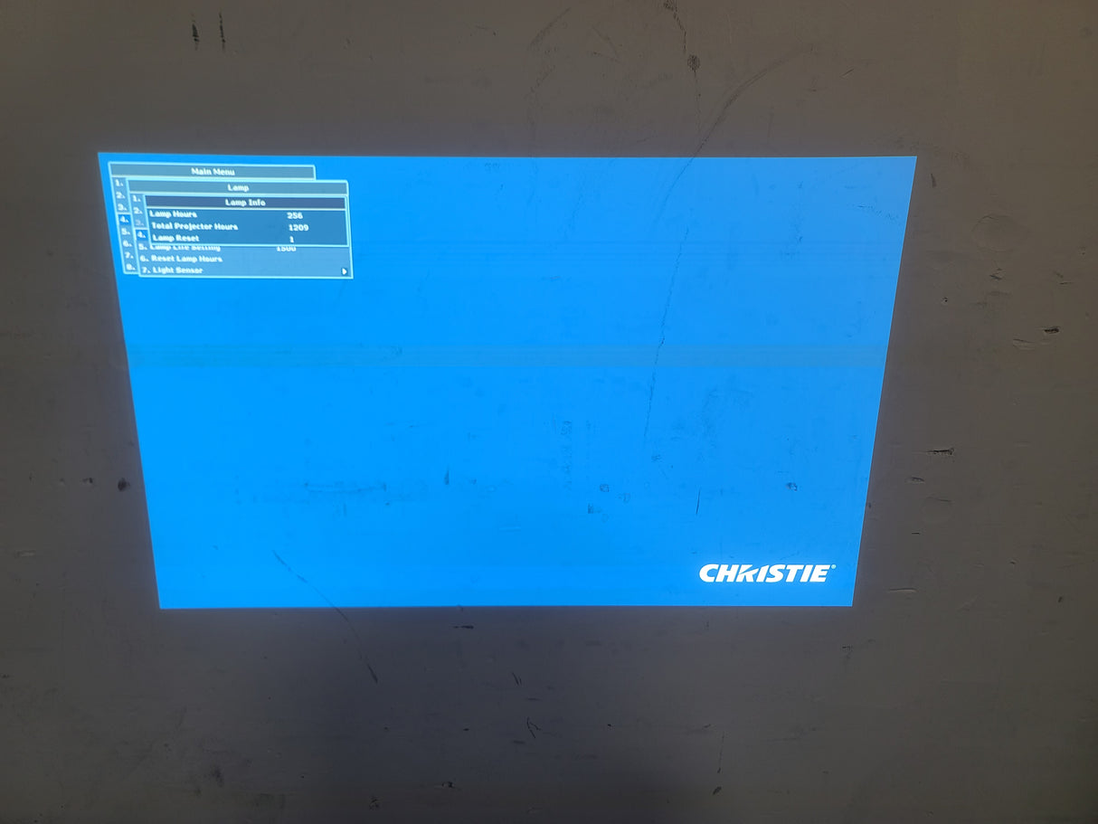 Christie DWU550-G WUXGA 5,600 ANSI Lumens 1-Chip DLP Large Venue Projector