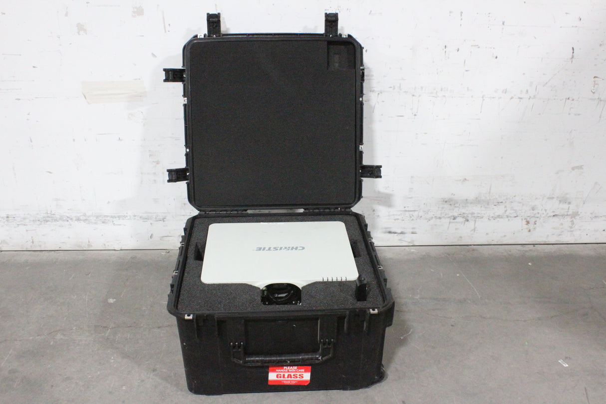 Christie LWU501i (5,000 Lumen) 3 Chip WUXGA LCD Conference Projector (957 Hours) w/ Remote in Hard Rolling Case (1688-208)