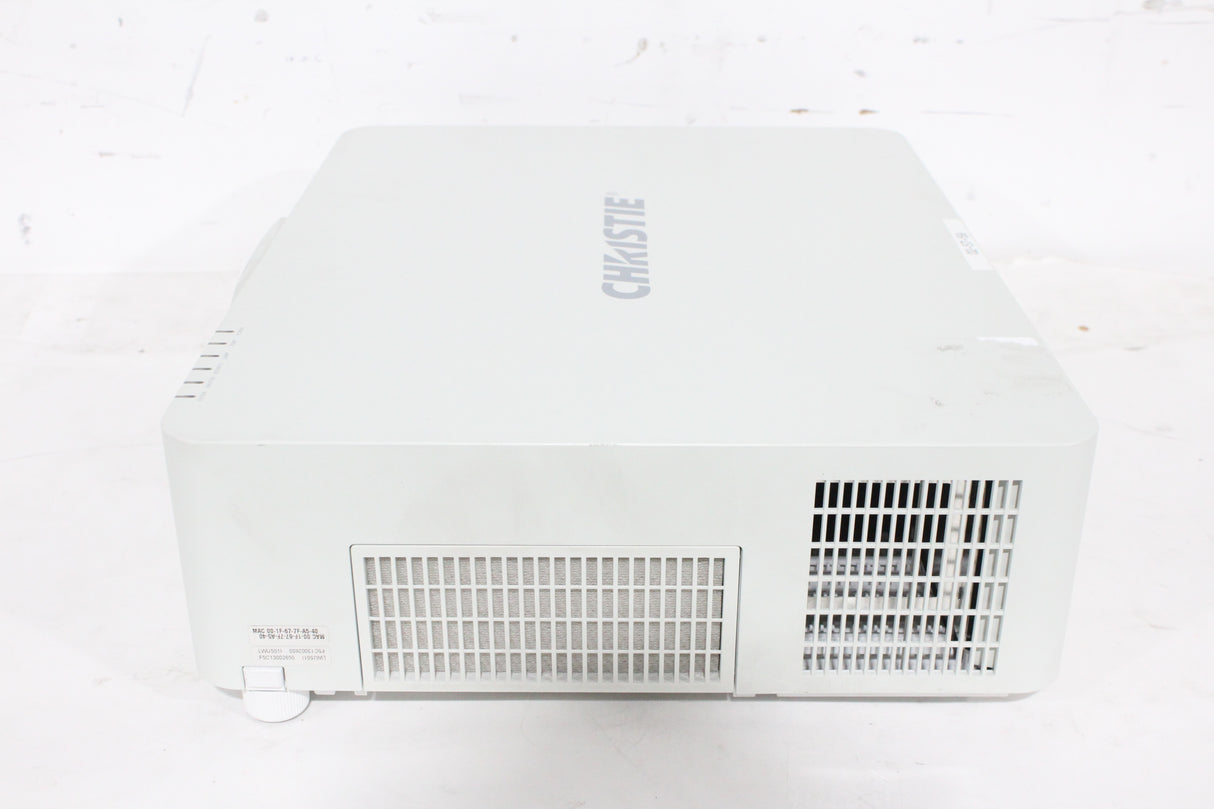 Christie LWU501i (5,000 Lumen) 3 Chip WUXGA LCD Conference Projector (TEMP Issues) w/ Remote in Hard Rolling Case (FOR PARTS) (1688-209)