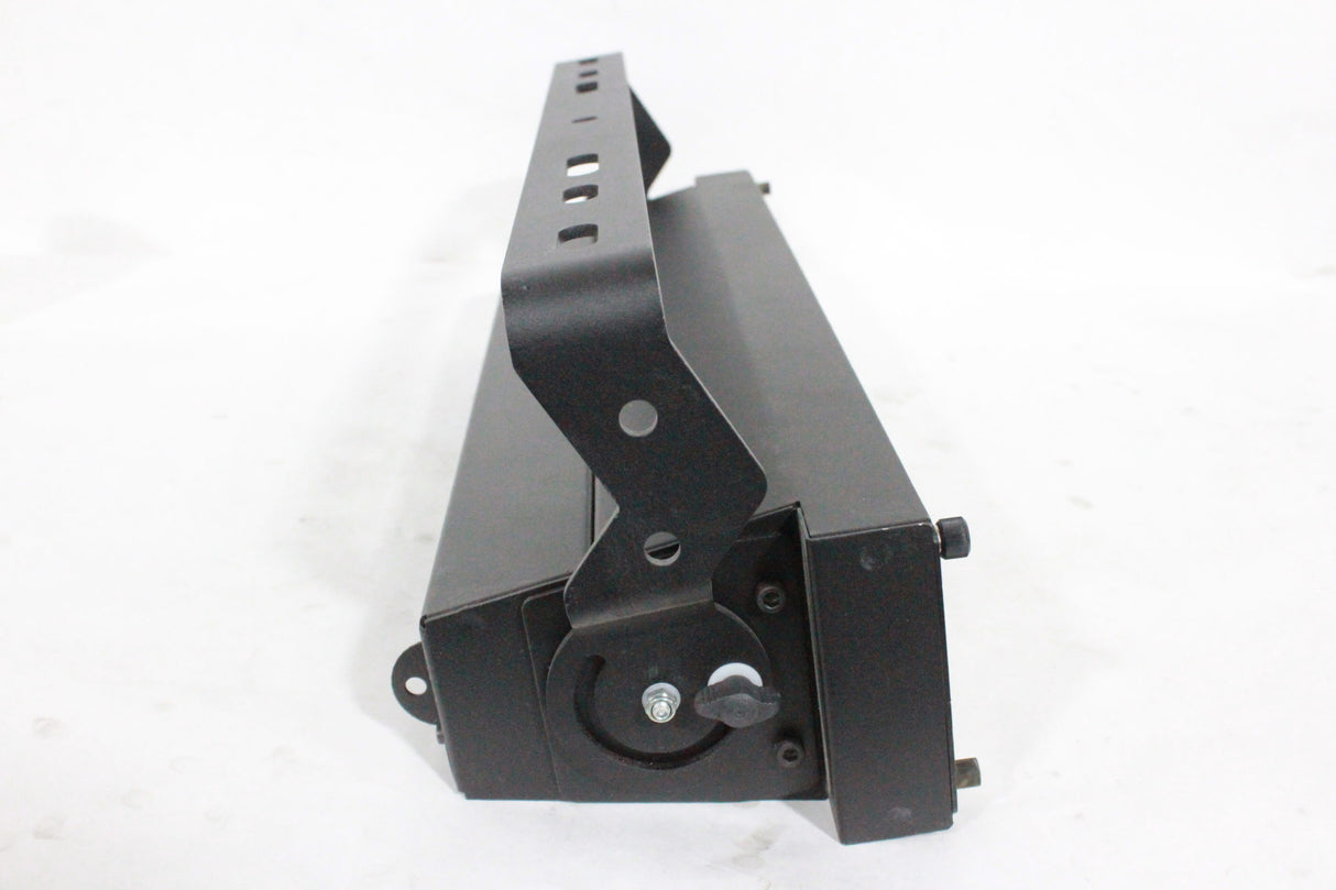 Chromlech JARAG-L 5-Lamp Linear Matrix Fixture