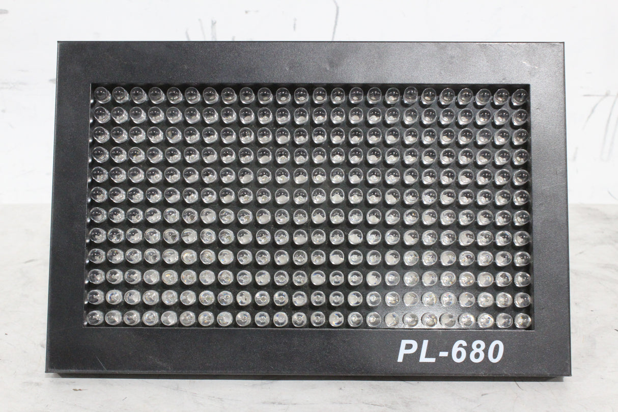 Cinelight PL-680 LED Stage Light