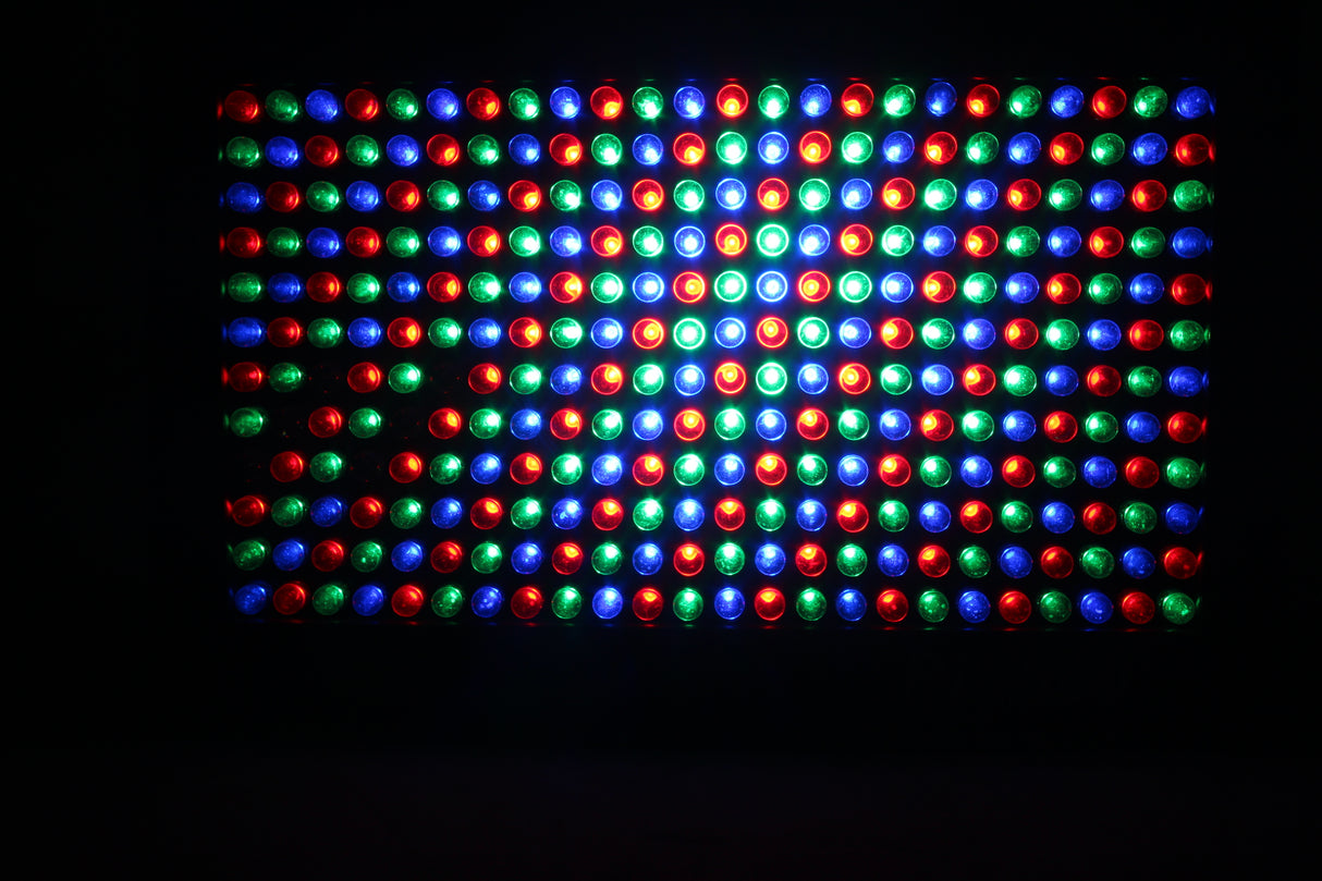 Cinelight PL-680 LED Stage Light