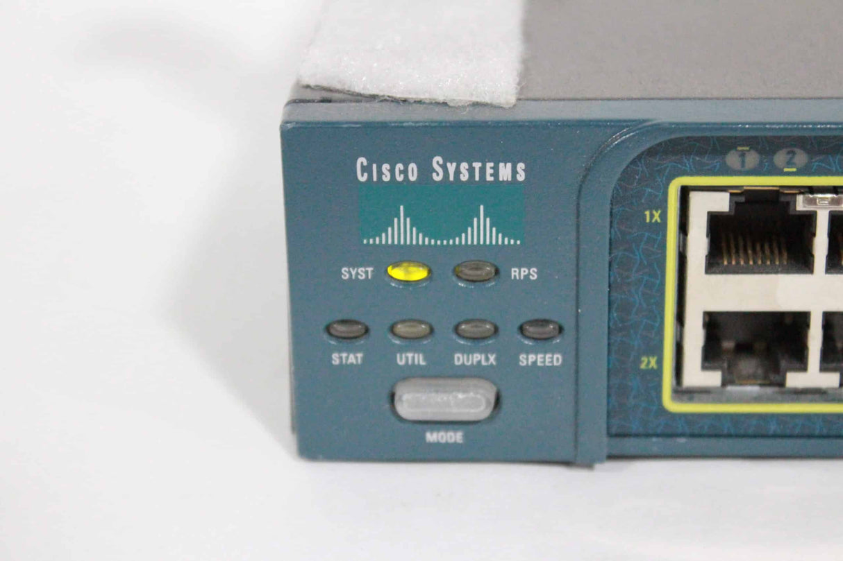 Cisco WS-C2950G-24-E Catalyst Switch, 24-Port Ethernet Switcher