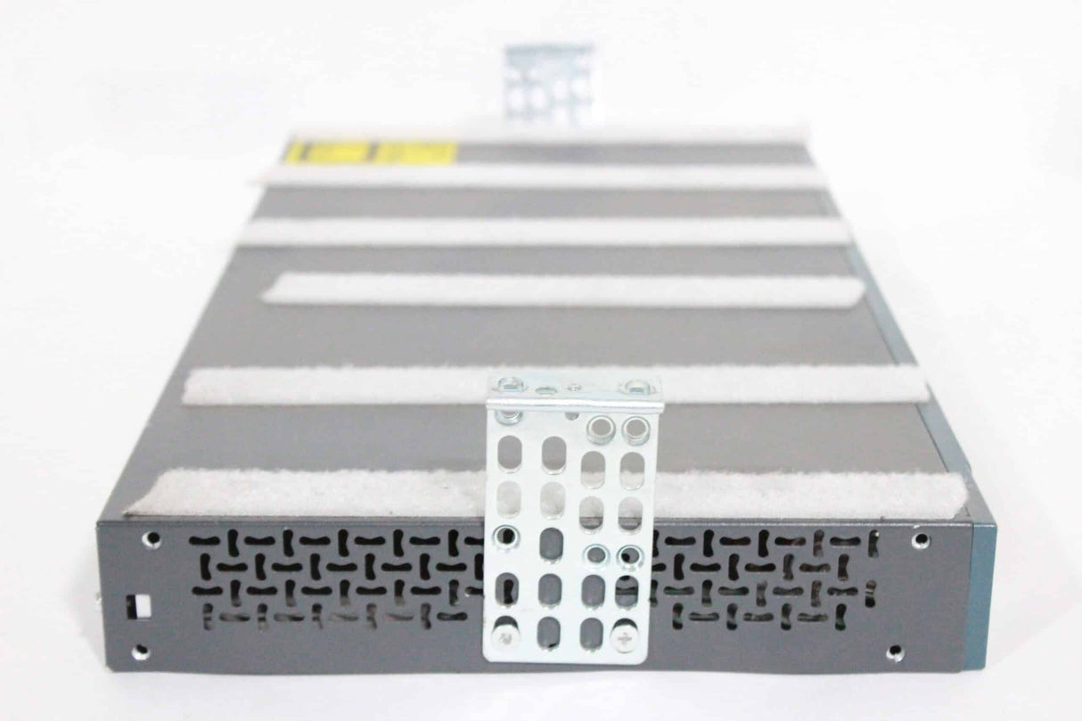 Cisco WS-C2950G-24-E Catalyst Switch, 24-Port Ethernet Switcher