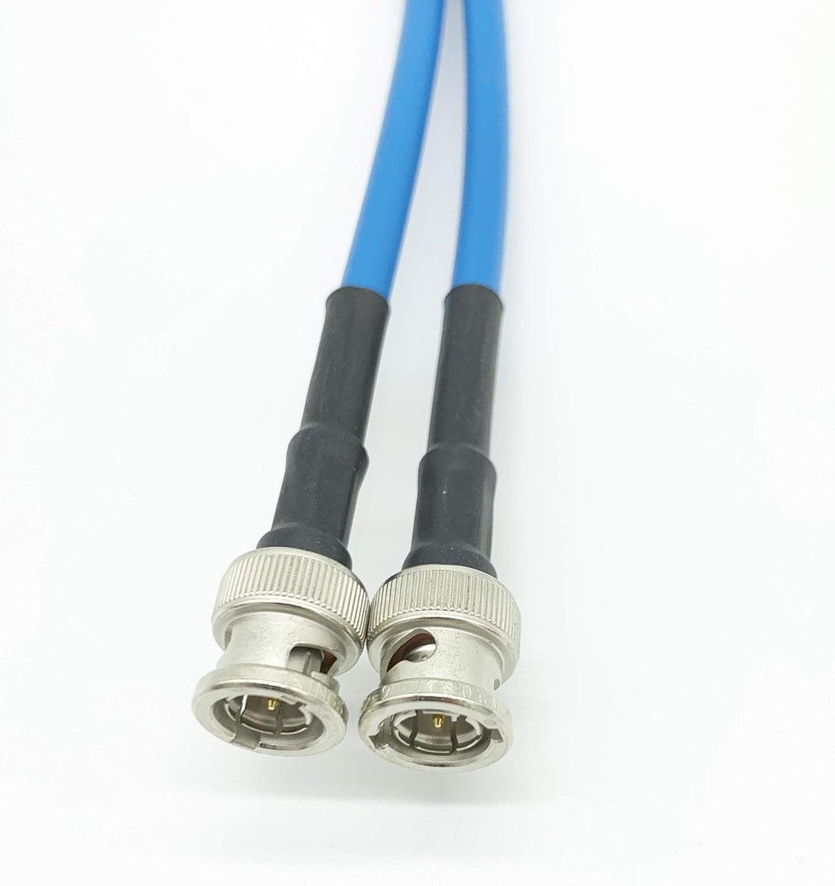 Comprehensive Cables B-BL Premium 75 Ohm BNC Jack to Jack Barrel